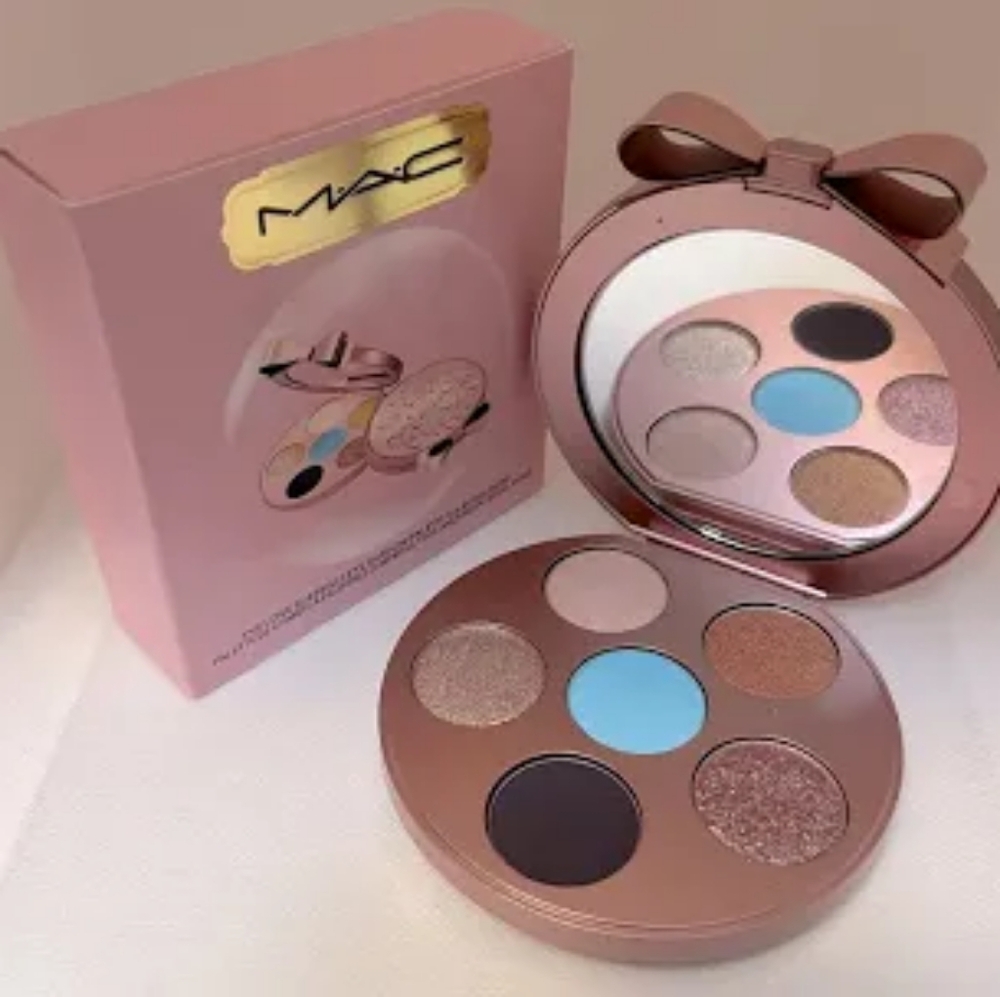 MAC Cosmetics Eyeshadow Palette